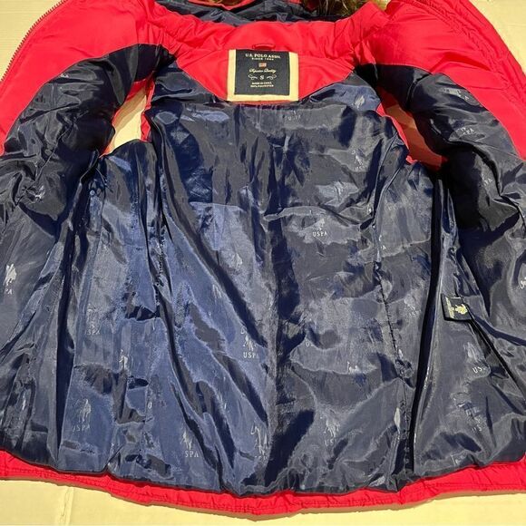 U. S. Polo Assn. Bright Pink Vest, Hooded with faux fur trim Size Small - Picture 5 of 11